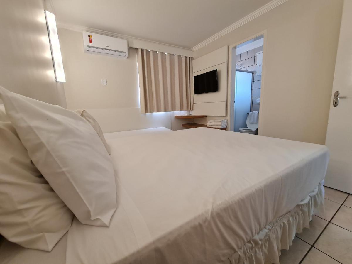 Hotel Diroma Fiori - Parque Aquatico E Muitas Piscinas Caldas Novas Eksteriør billede